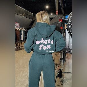 White Fox 4th Edition Oversized Hoodie Clover NWT☘️🌿🎀